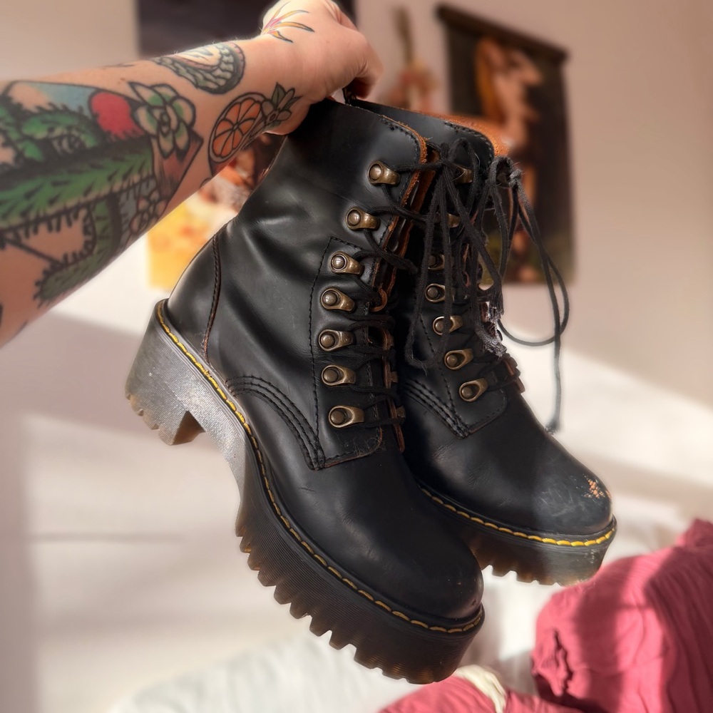 LEONA VINTAGE SMOOTH LEATHER HEELED BOOTS